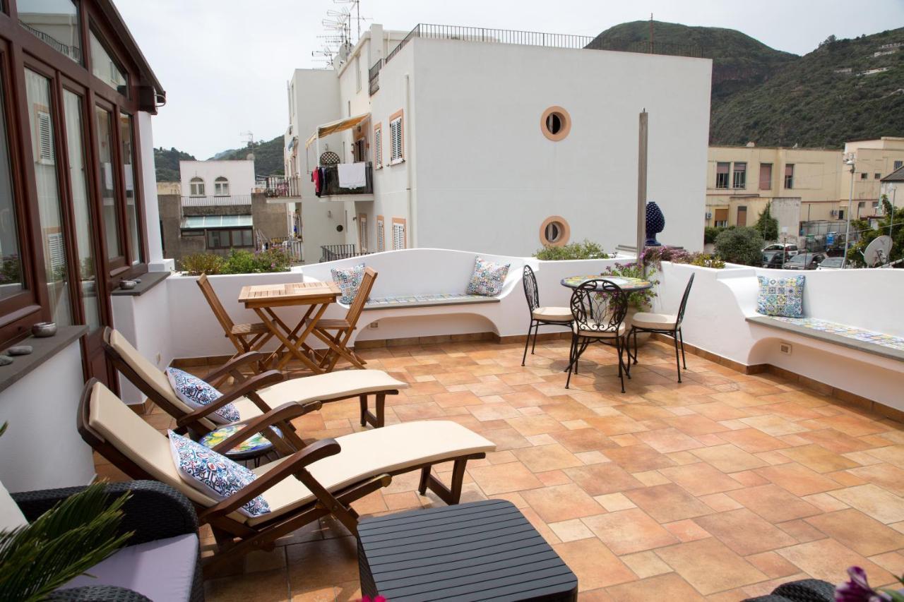 Diana Brown B&B Affittacamere Lipari  Bagian luar foto