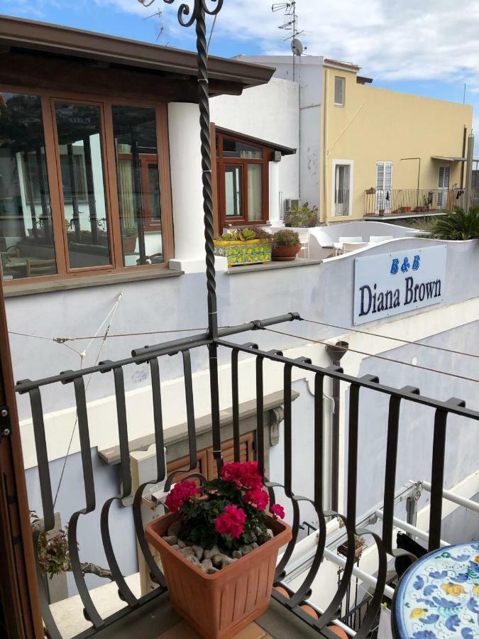 Diana Brown B&B Affittacamere Lipari  Bagian luar foto