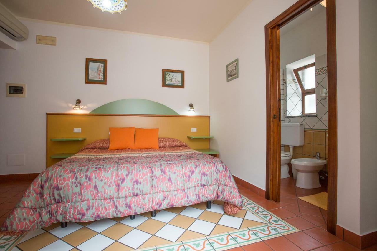 Diana Brown B&B Affittacamere Lipari  Bagian luar foto