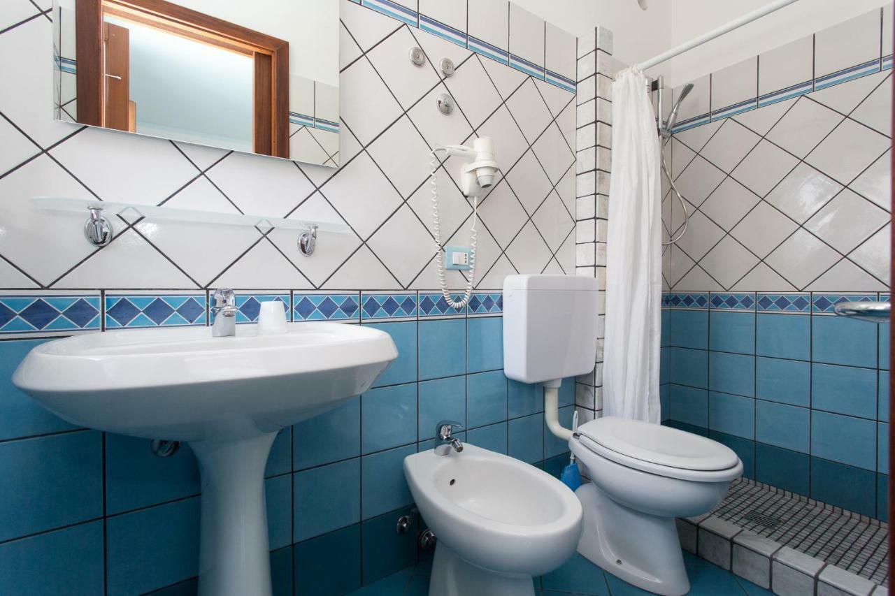 Diana Brown B&B Affittacamere Lipari  Bagian luar foto