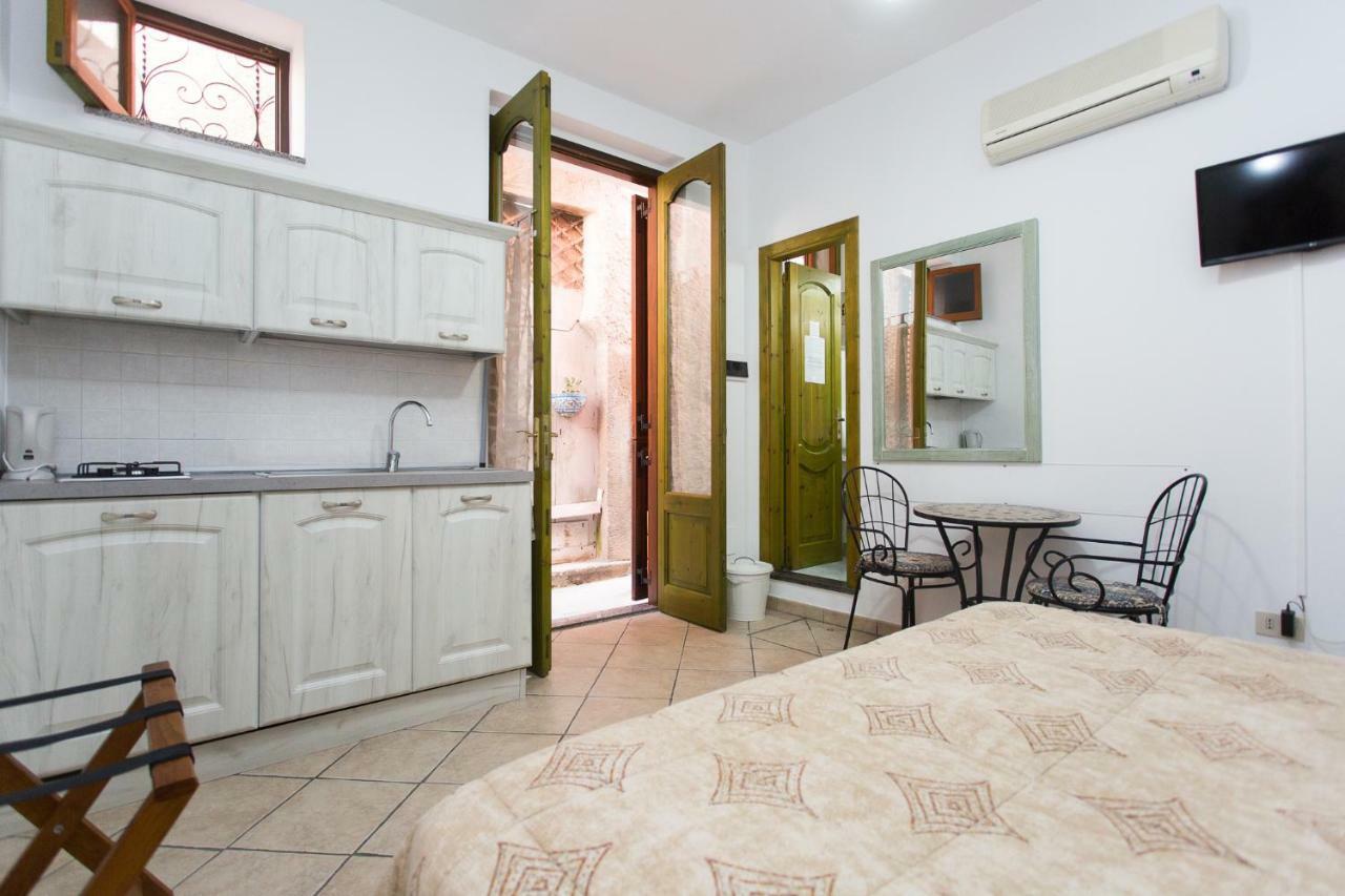 Diana Brown B&B Affittacamere Lipari  Bagian luar foto